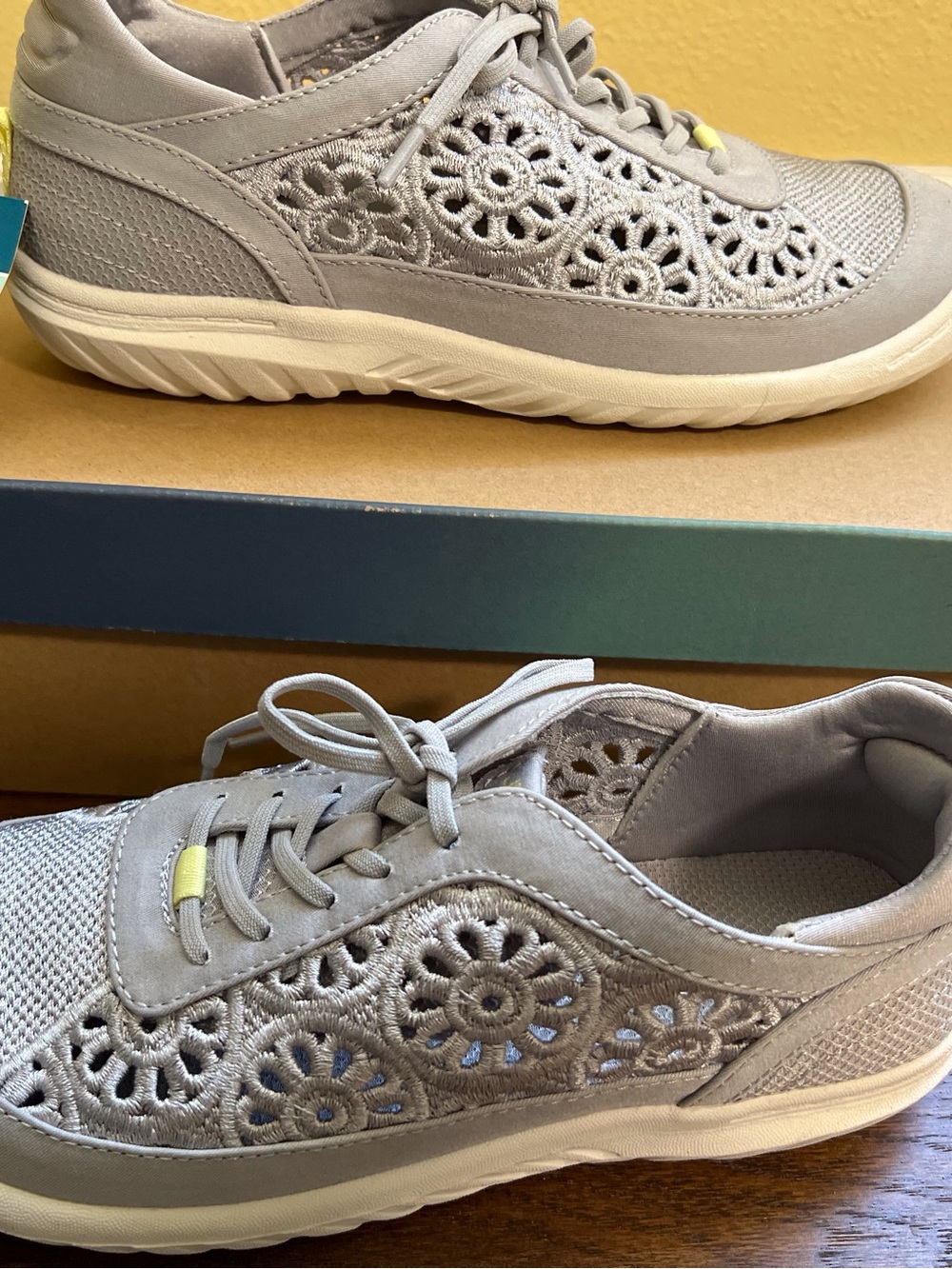 JBU Light Gray Floral Cutout Lace-Up Sneakers with Off-White Sole